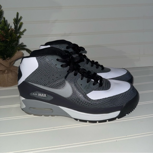 Rare Nike Air Max 90 High Top Boot Leather Sneakers - Picture 2 of 7